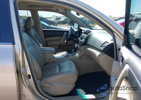 2011 Toyota Highlander Se V6 from USA, damaged, VIN 5TDZK3EH6BS038270